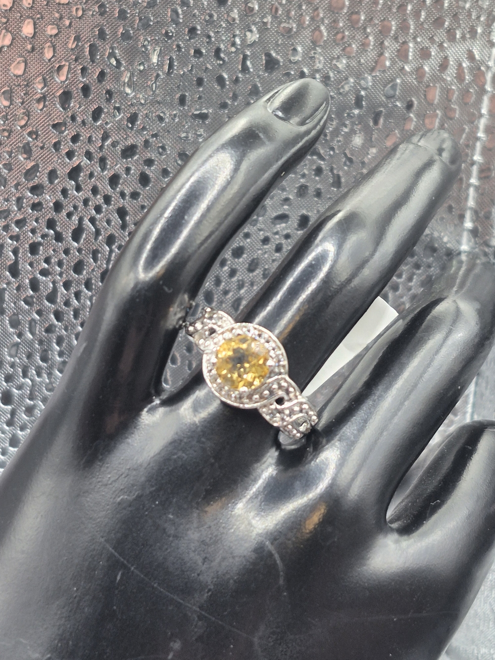 Genuine Sterling Silver Ring With A Vibrant Madera Citrine Center Stone